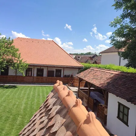 Rauber Baron Cottage-traditional Comfort House Villa *