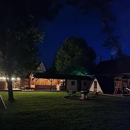 Villa Rauber Baron Cottage-traditional Comfort House *