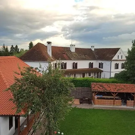 Rauber Baron Cottage-traditional Comfort House *